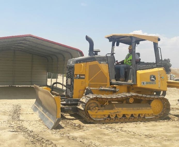 Read more about the article 5 Reasons to Enroll in a Heavy Equipment Training Program