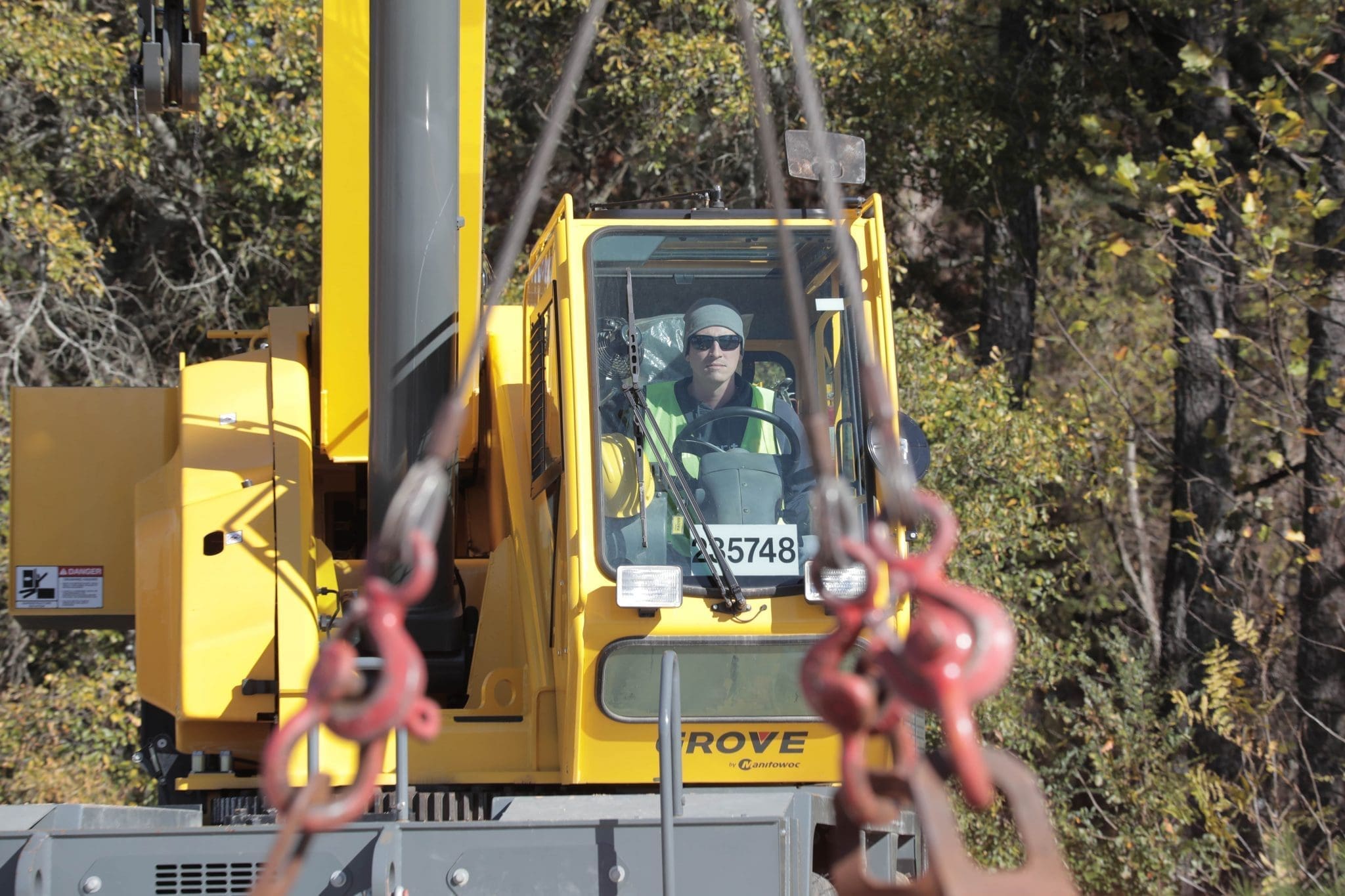 Read more about the article How to Become a Crane Operator