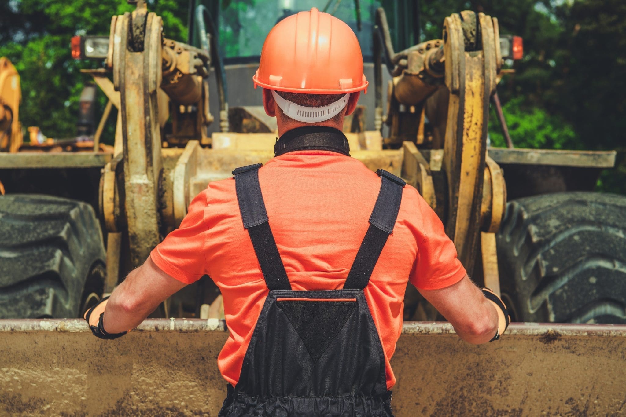 Read more about the article Why You Should Choose a Career in Heavy Equipment Operation