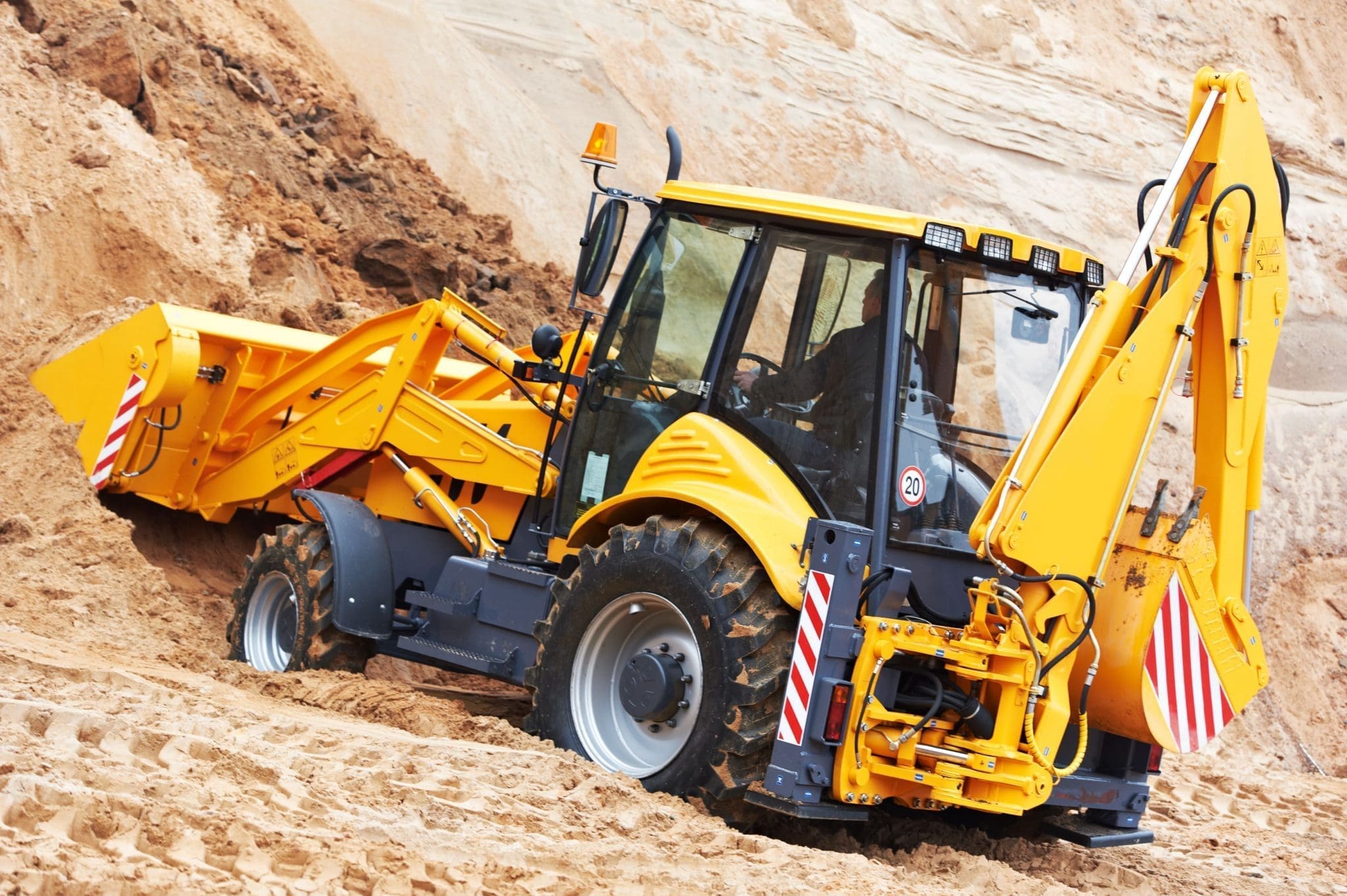 Read more about the article Backhoe Safety Tips