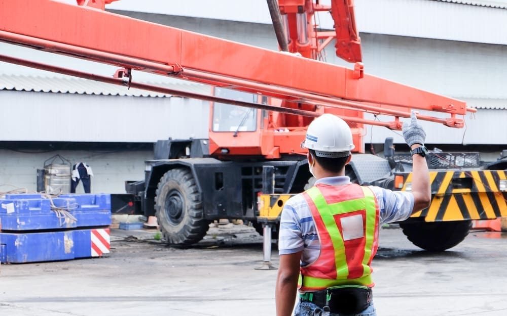 crane signals types
