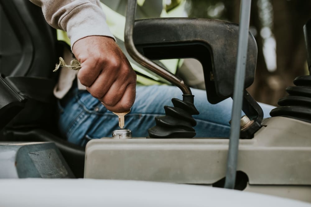 What to Do When an Excavator Frequently Fails to Start