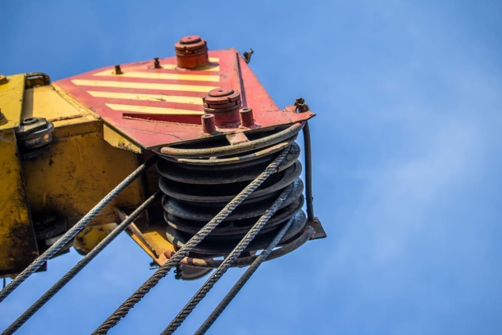 Read more about the article The Hazards of Crane Two-Blocking and How to Mitigate Them