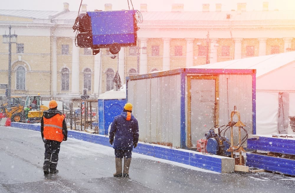 Crane Safety Tips for Extreme Weather Conditions